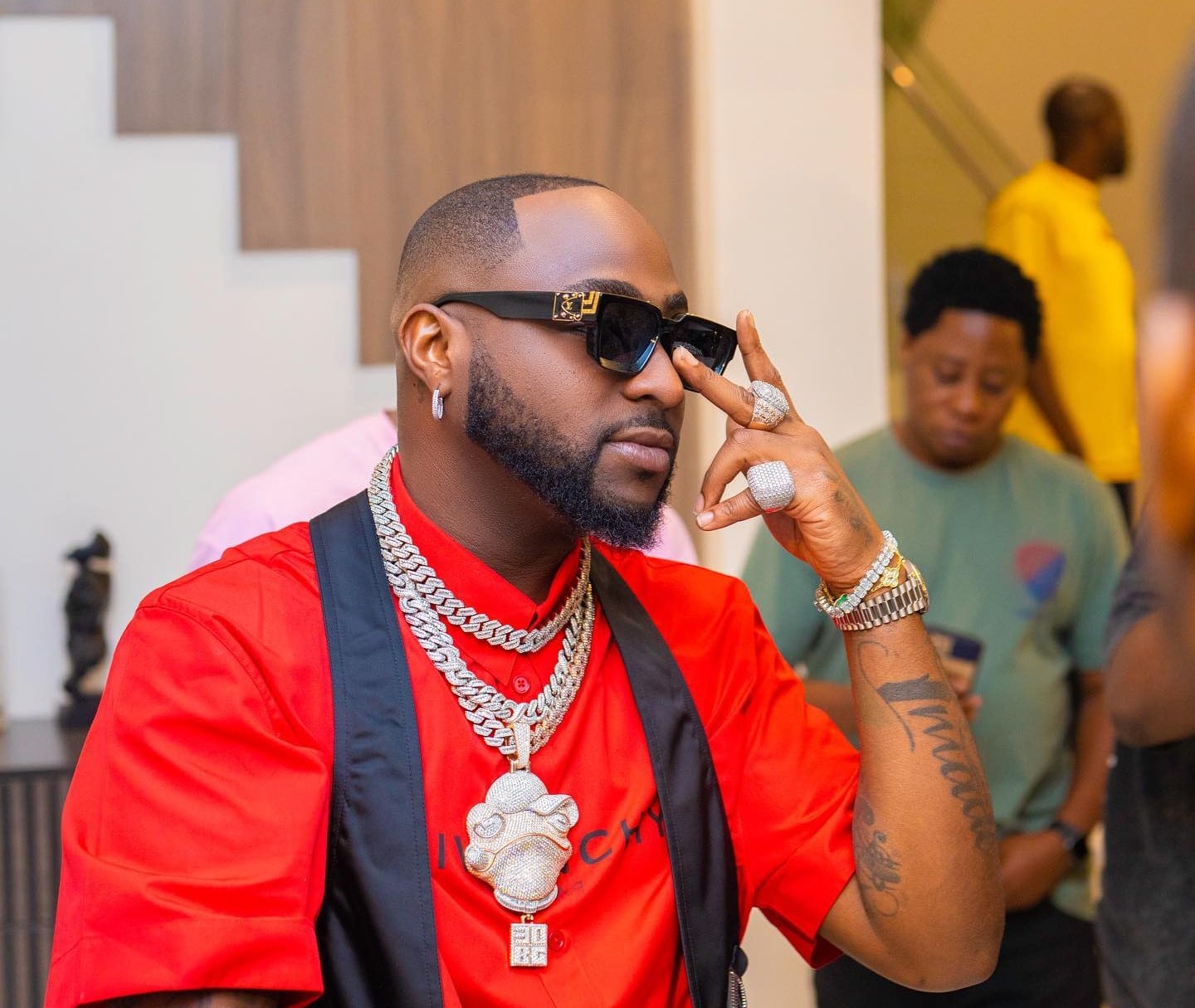 Davido Rwankuba Davido adresse un joyeux anniversaire à sa femme Chioma | Newstories Africa