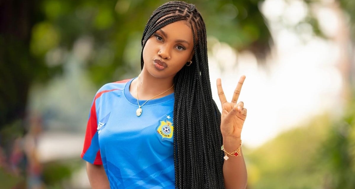 PEOPLE La Tenue De Rebo Tchulo Pour La Saint Valentin Fait Jaser 