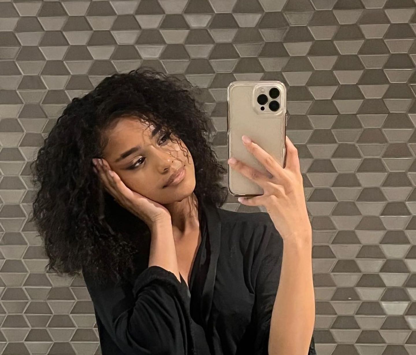 « J’ai toujours rêvé de venir à Paris » : Tyla arrive aux JO de Paris « J’ai toujours rêvé de venir à Paris » : Tyla arrive aux JO de Paris