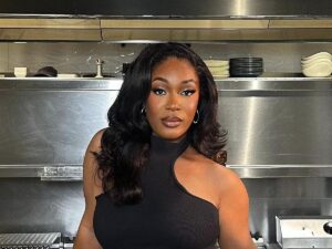 « On va les rendre jaloux » : Josey fait monter la température sur la toile avec de nouvelles photos